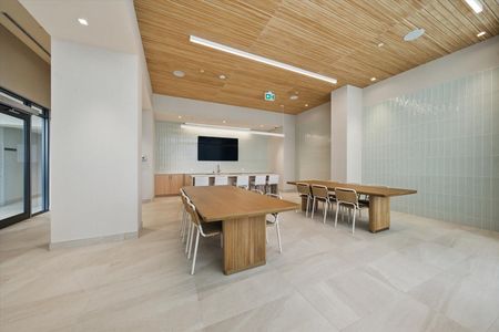 For Lease - 8960 Jane Street Unit# 2015, Vaughan, Ontario - Photo 2