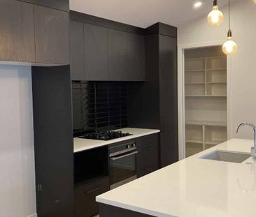 Family Home in Rototuna North - Photo 3