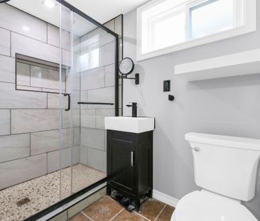 For Lease - 368 Upper Kenilworth Avenue, Hamilton, Ontario - Photo 5