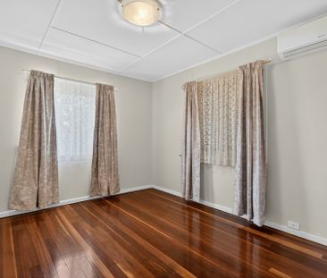 25 Turrana Street, Stafford Heights QLD, Belconnen - Photo 3