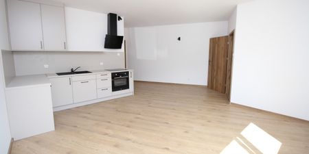 2-pkojowe mieszkanie z niezależnym wejściem - Photo 4