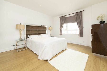 Westferry Circus, Canary Wharf, E14 - Photo 3