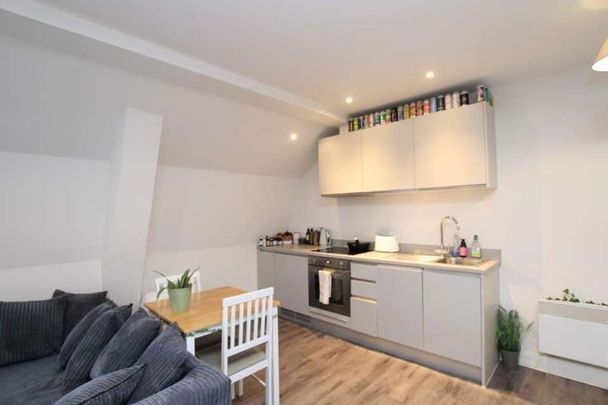 1 bedroom flat to rent - Photo 1