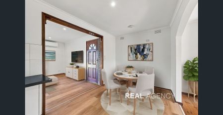 Renovated Family Home in the Heart of Pakenham - Photo 3