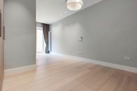 £1,595 per week (£6,911.67 per month) - Photo 3