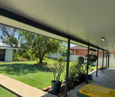 Charming Family Home in Heatley - Photo 6