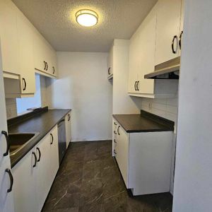 Grand 4 1/2 rénové à Sainte-Julie - Disponible 1er juillet 2026 - Photo 2