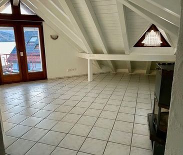 Charmante Dachwohnung mit Seesicht in Schmerikon - Photo 1