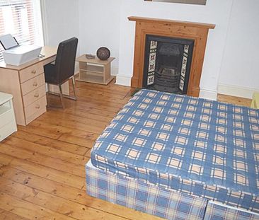 5 bedroom terraced house to rent - Photo 3