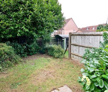 3 bedroom semi-detached house to rent - Photo 6