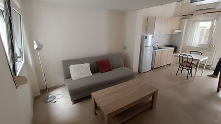 Studio/Γκαρσονιέρα για ενοικίαση Άγιος Γεώργιος (Κομοτηνή) - Φωτογραφία 4