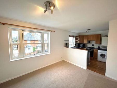 Addison Road, Guildford - 1 bedroomProperty for lettings - Seymours - Photo 2