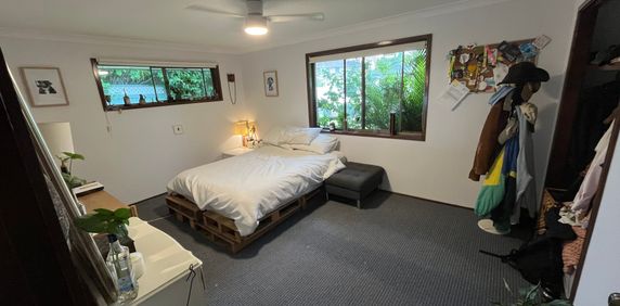 Burleigh Waters - Photo 2