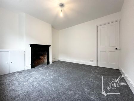 Fosse Road, Tonbridge, Kent - Photo 3