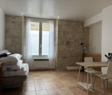 Location Appartement 1 pièce Meublé 22m² CHATELLERAULT 86100 - Photo 1