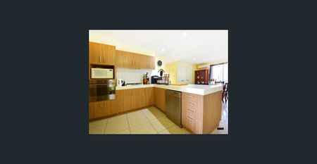 4 bedroom home - Photo 5