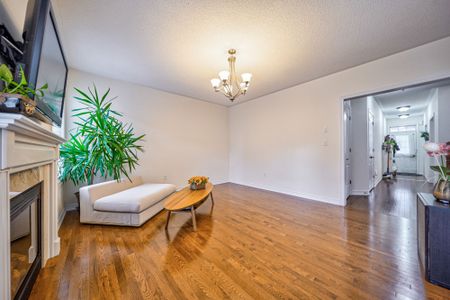 For Lease - 83 Hawksbury Road, Markham, Ontario - Photo 2