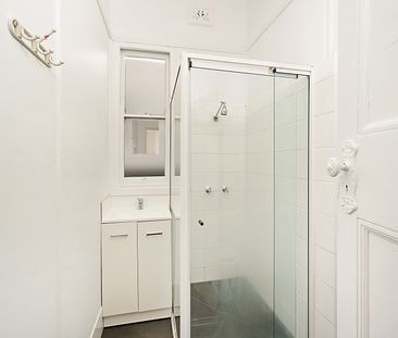 1/587 Glebe Road, Adamstown NSW 2289 - House For Rent | Domain - Photo 6