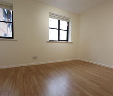 1 bedroom house to rent - Photo 2