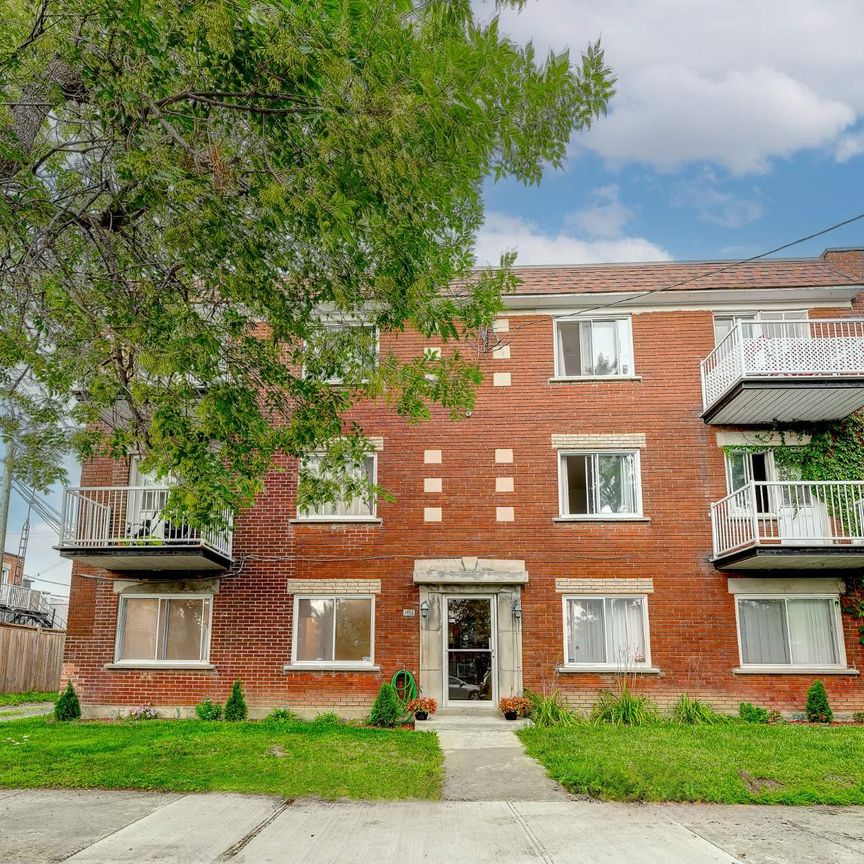 Condo for rent, Montréal (Villeray/Saint-Michel/Parc-Extension) - Photo 1