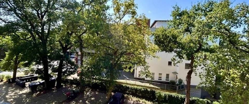 Schöne renovierte ETW in zentraler Lage in der zweite Etage mit Aufzug - Foto 1