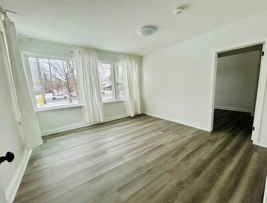 For Lease - 4229 Bloor Street Unit# Main, Toronto, Ontario - Photo 1