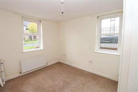 12a Old Church Square, Dundonald, Belfast, BT16 2FD - Photo 5