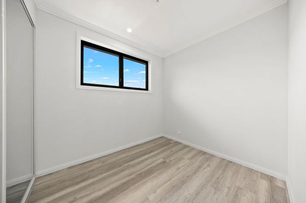 Modern 2 Bedroom Granny Flat in Ingleburn! - Photo 1