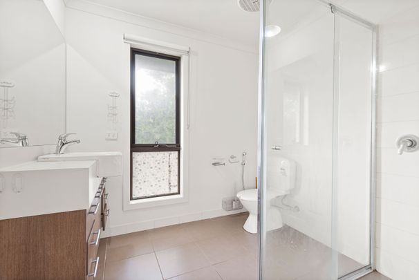 3 Bedroom Spacious Family Home! - Photo 1