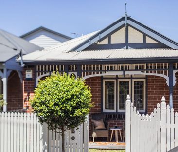 A Rare Classic Balmain Home with Modern Comforts For Lease- Don't M... - Photo 4