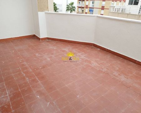 APARTMENT FOR RENT, 3 BEDROOMS AND 1 BATHROOM IN TORREVIEJA - Photo 5