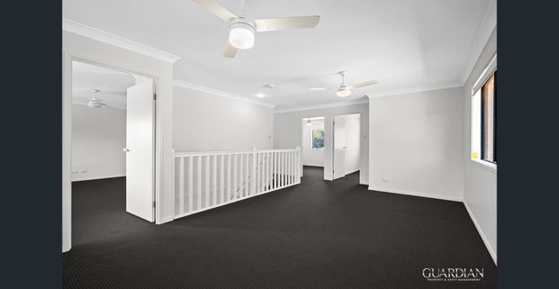 SPACIOUS FAMILY HOME IN THE HEART OF CALAMVALE - Photo 1