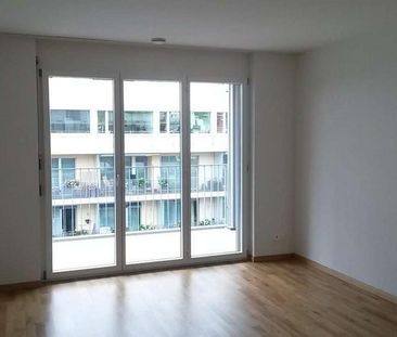 Moderne Wohnung in Dübendorf sucht neuen Mieter! - Foto 1