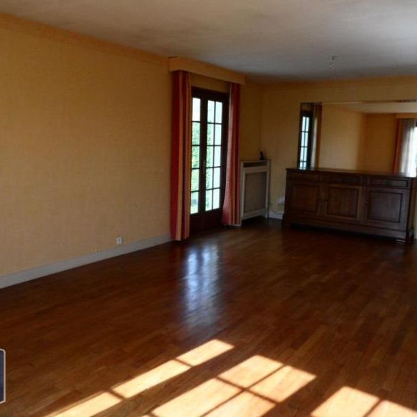 Location Maison 4 pièces 86m² WAMBRECHIES 59118 - Photo 1