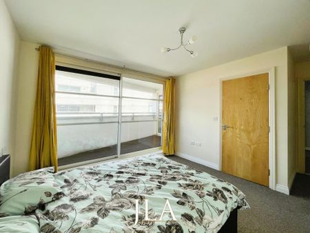 2 bedroom flat to rent - Photo 5