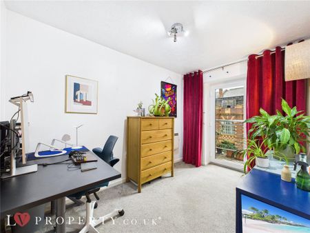 2 bedroom apartment to rent - Photo 3