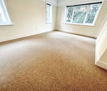 Manor Road, Bournemouth - Photo 1