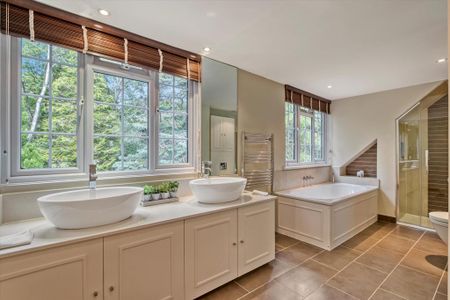 7 bedroom detached house to rent - Photo 5