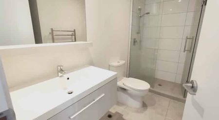 A Contemporary Haven.... - Photo 5