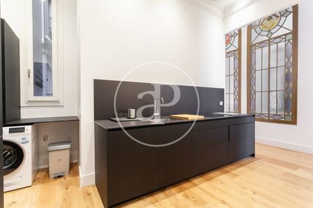 Apartment for rent in Eixample Dreta - Photo 3