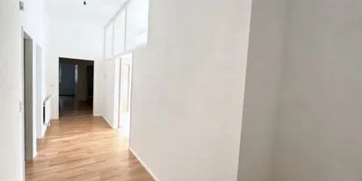 DACHGESCHOSSWOHNUNG MIT FLAIR - Foto 3