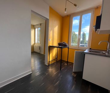 Location Appartement 1 pièce 18m² PLOERMEL 56800 - Photo 4