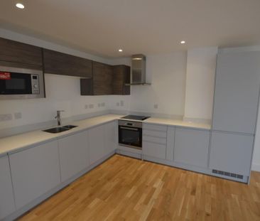 2 bedroom apartment to rent - Photo 4