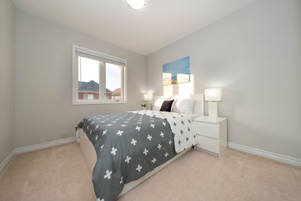 For Lease - 111 Gore Court, Milton, Ontario - Photo 1