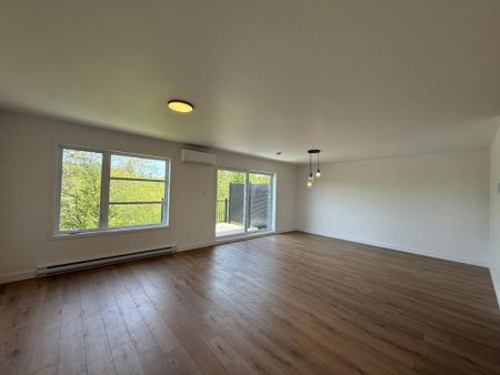 Appartement à louer - Disraeli - Ville - Photo 2