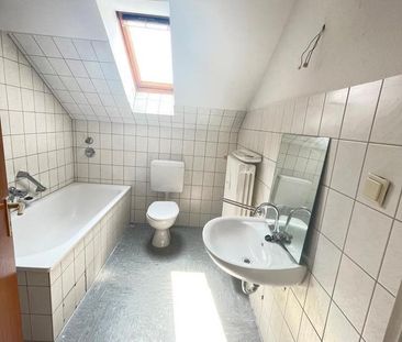 Wohnen im Dichterviertel mit grünem Innenhof - Photo 1