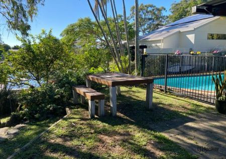 Currumbin Waters Gem - Including Jetty and Pool! - Photo 4
