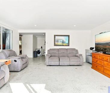 Spacious Two-Level Family Home with an Entertainer’s Backyard - Photo 5