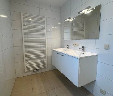 Appartement met 2 slaapkamers en garage te Ichtegem - Photo 4