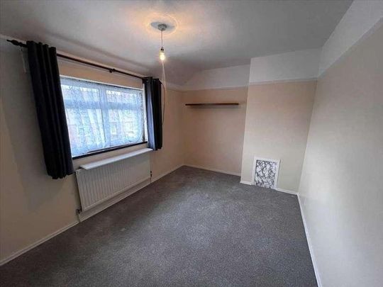 Beaumont Road, Slough, SL2 - Photo 1